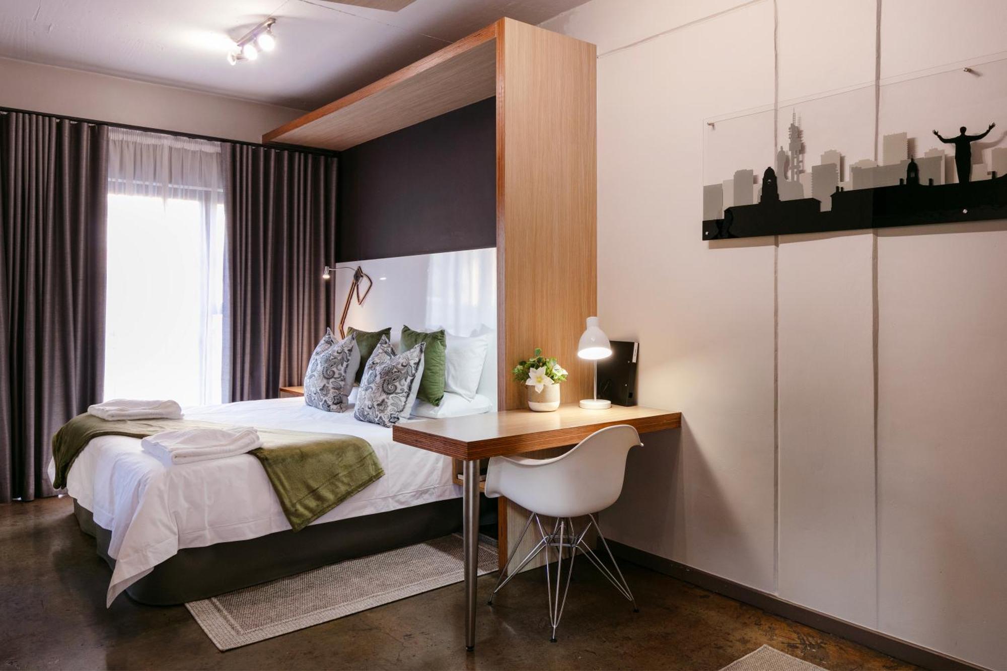 Akanani Apartment *